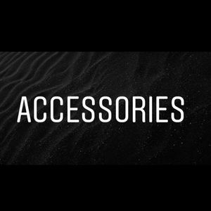 Great accessories! ALL REASONABLE OFFERS ACCEPTED!